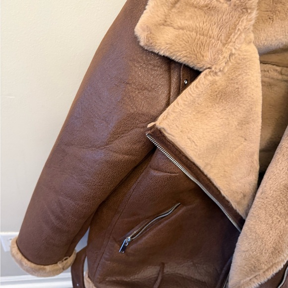 Women's Brown Shearling Jacket - Picture 7 of 10
